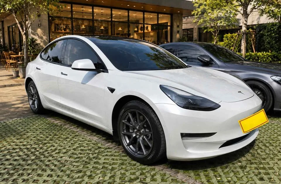 2022 Tesla Model 3 3