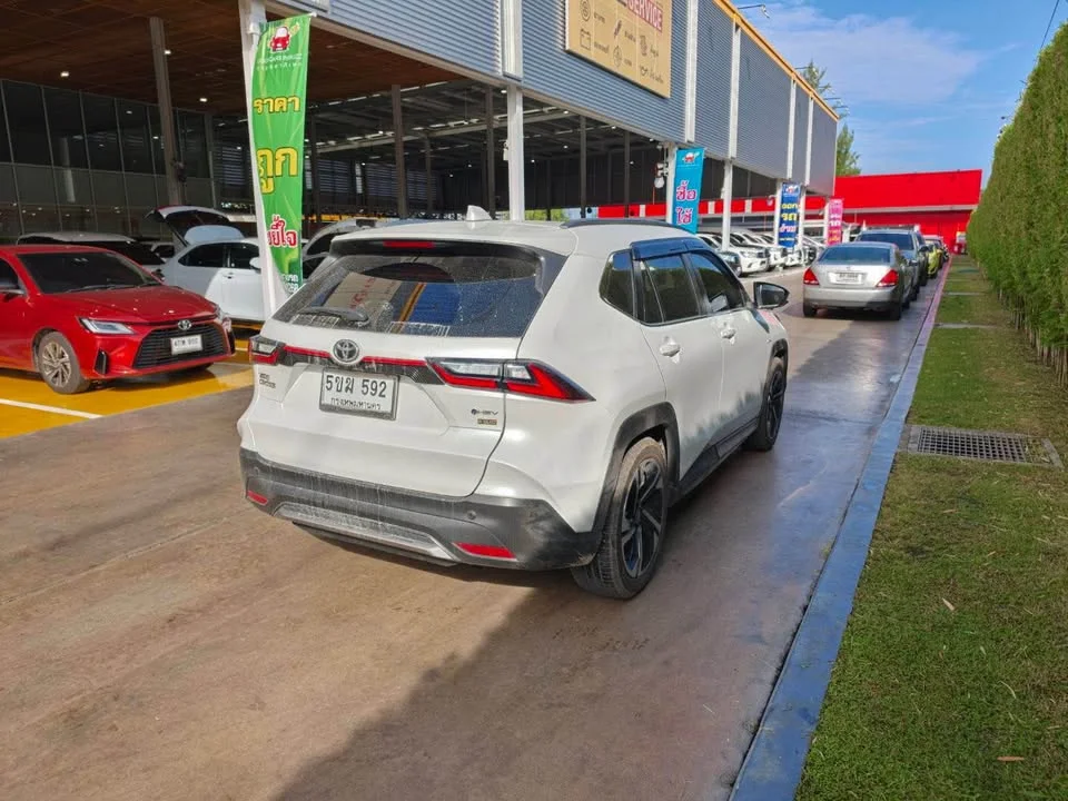 2023 Toyota Yaris Cross AC200 2