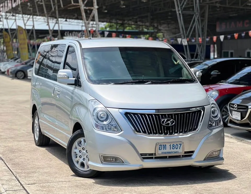 2010 Hyundai H-1 II 3
