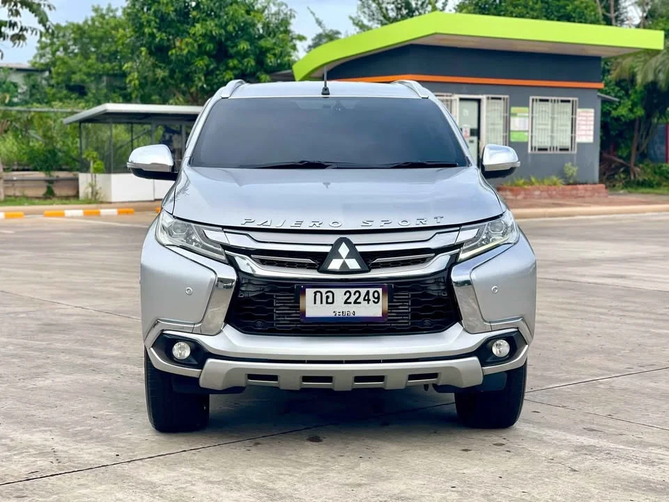 2016 Mitsubishi Pajero Sport III 2