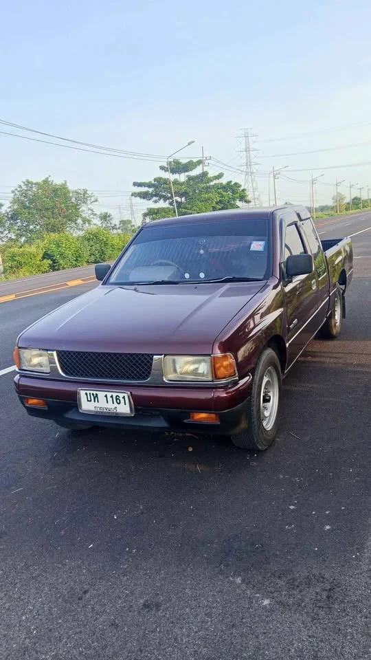 1992 Isuzu TFR III 3