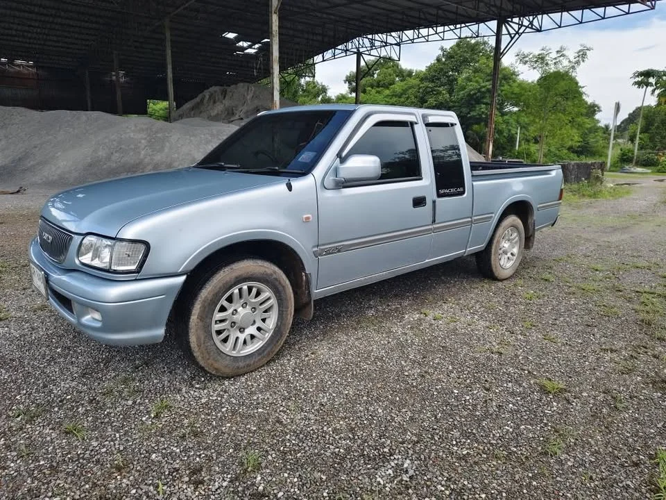 2001 Isuzu Faster Dragon Eyes III 2