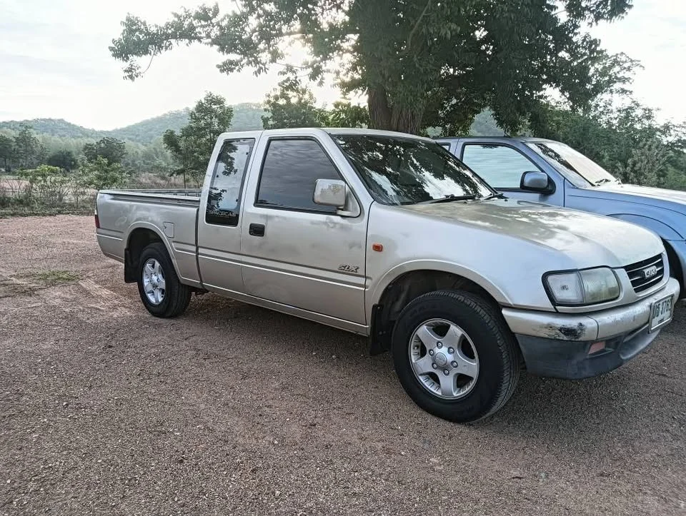 Isuzu Faster Dragon Eyes III 2