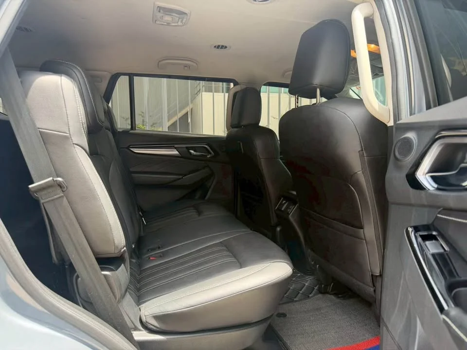 2023 Isuzu MU-X II 2