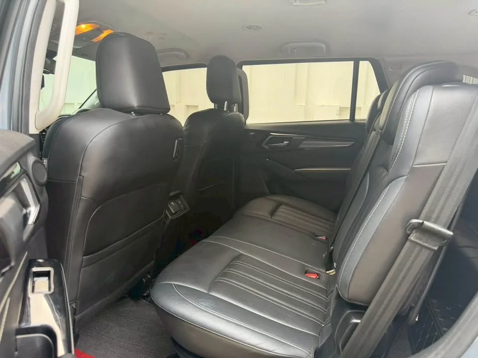 2023 Isuzu MU-X II 3
