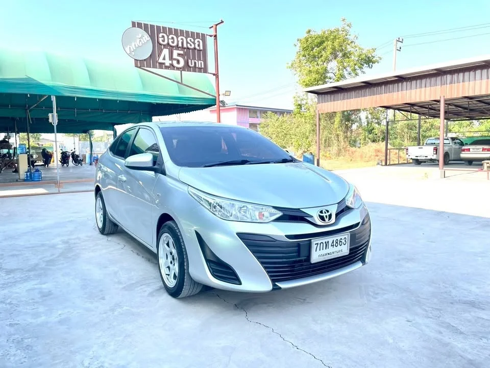 2018 Toyota Yaris ATIV III 2