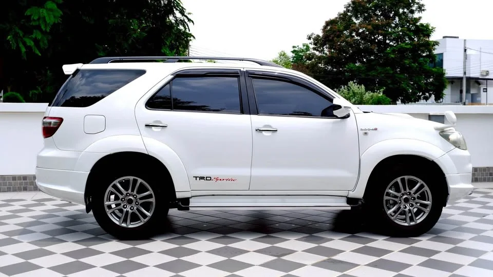 2009 Toyota Fortuner I 2