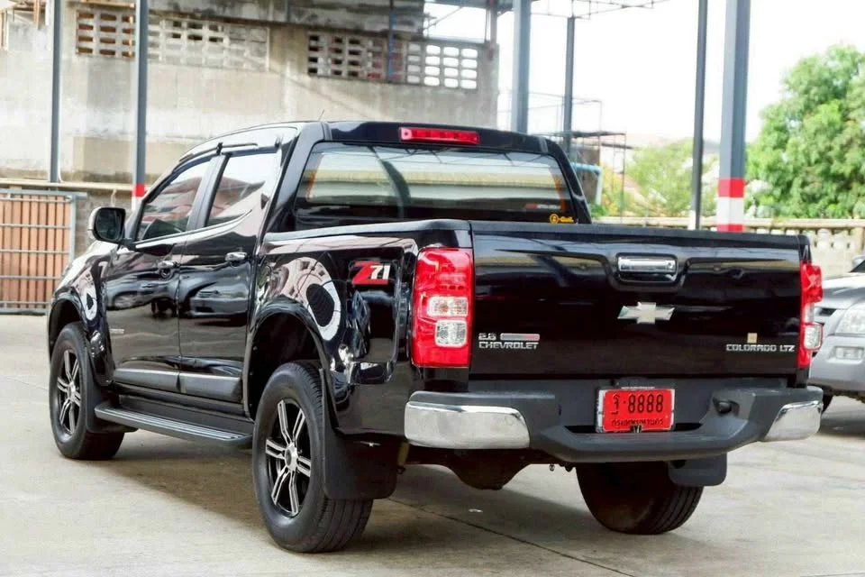 2013 Chevrolet Colorado II 3