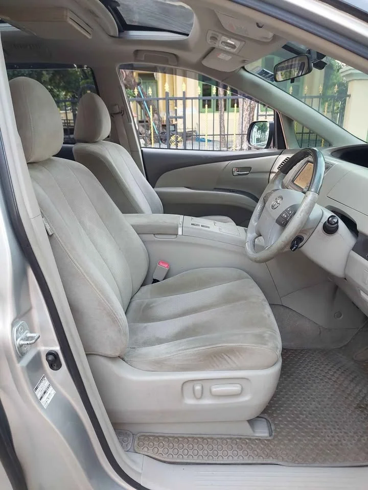2008 Toyota Estima III 3
