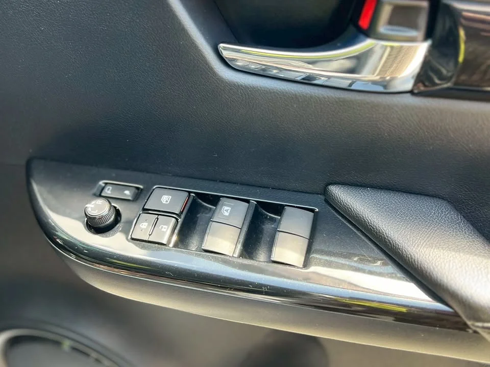 2019 Toyota Hilux VIII 2