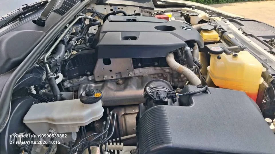 2017 Toyota Hilux VIII 2