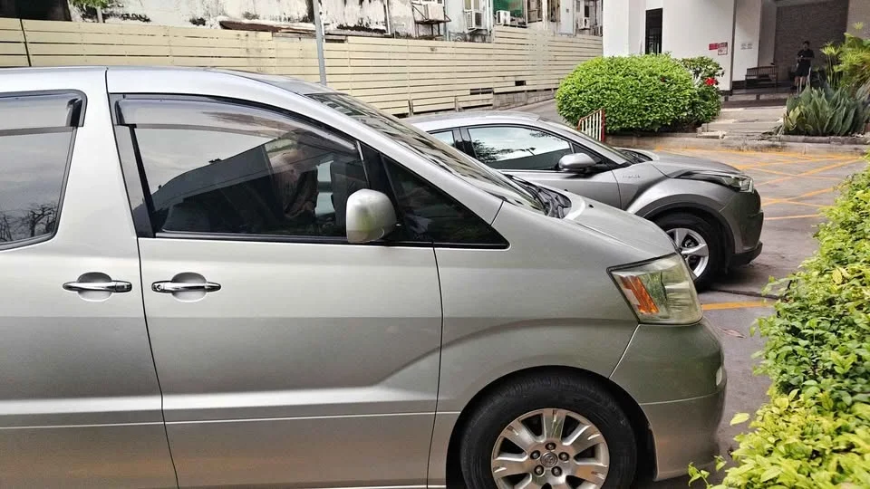 2004 Toyota Alphard, Vellfire I (AH10) 2