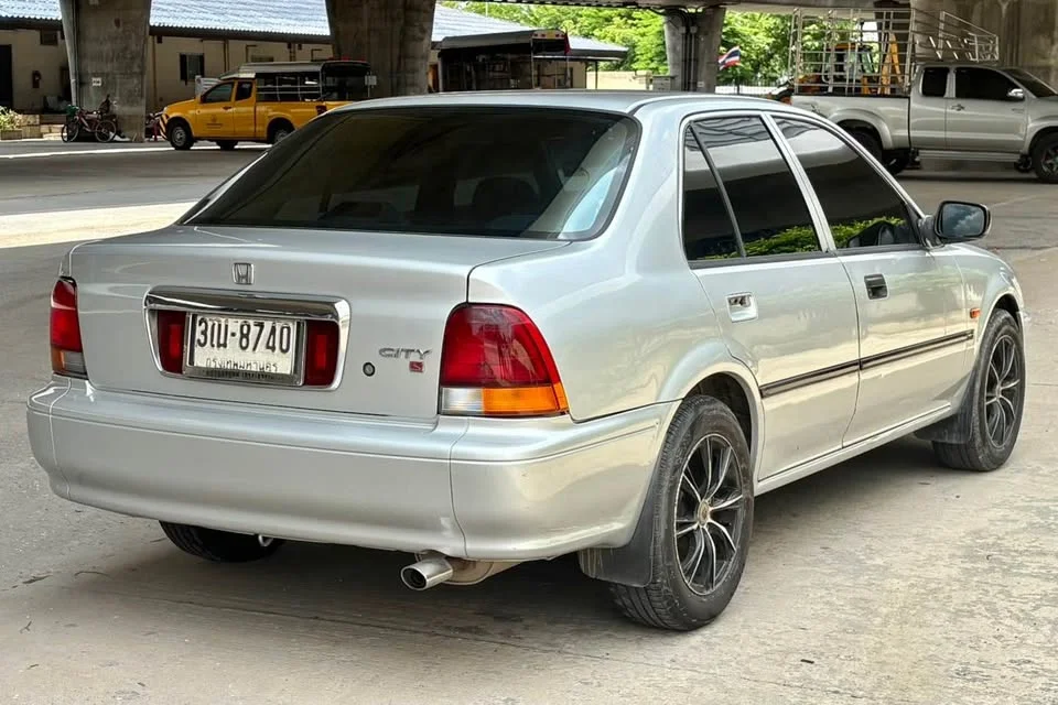 1997 Honda City III 3