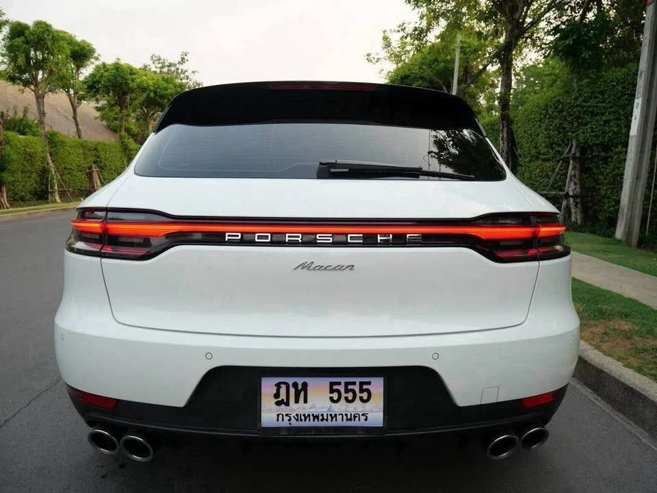 2020 Porsche Macan I 3