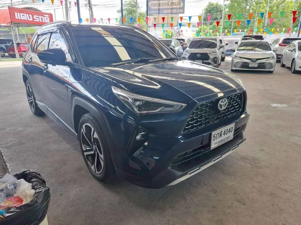 2023 Toyota Yaris Cross AC200 3