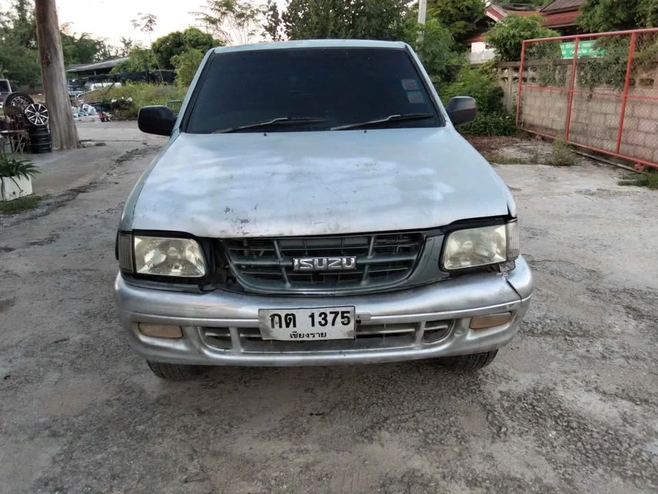 2001 Isuzu Faster Dragon Eyes III 3