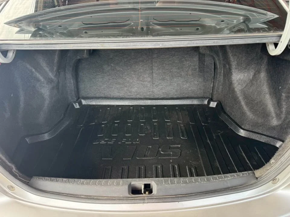2010 Toyota Vios II 3