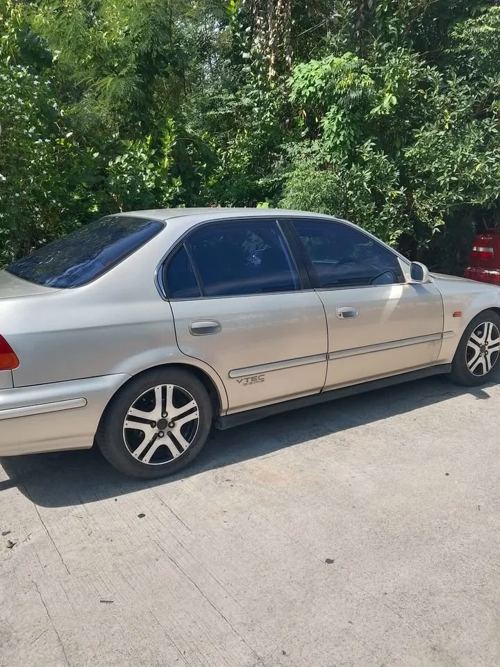 1990 Honda Civic VI 3
