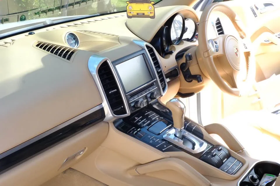 2012 Porsche Cayenne II 2