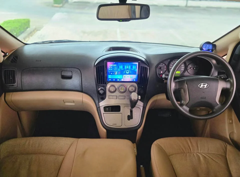 2011 Hyundai H-1 II 2