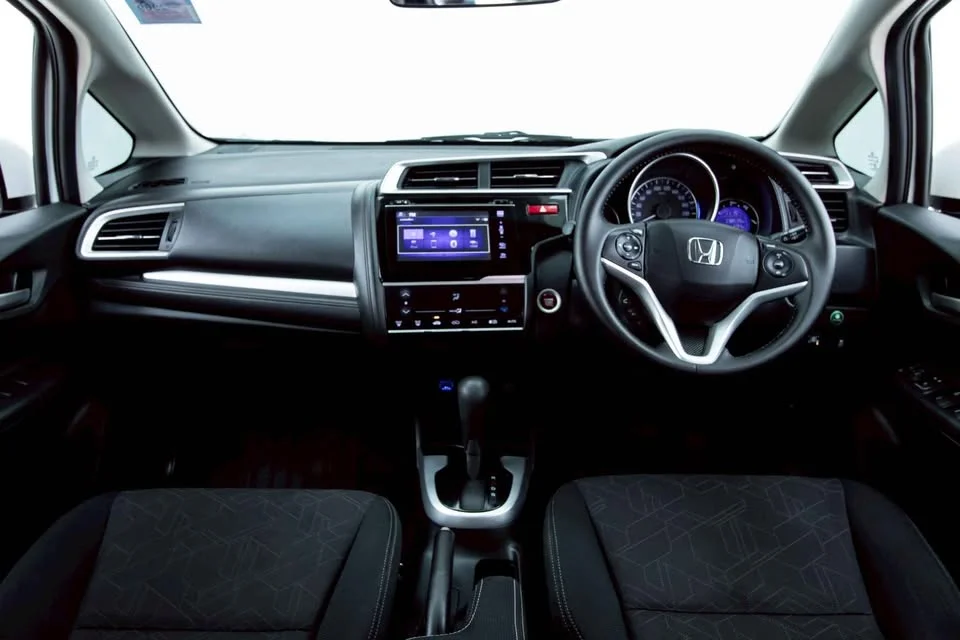 2014 Honda Jazz III 3