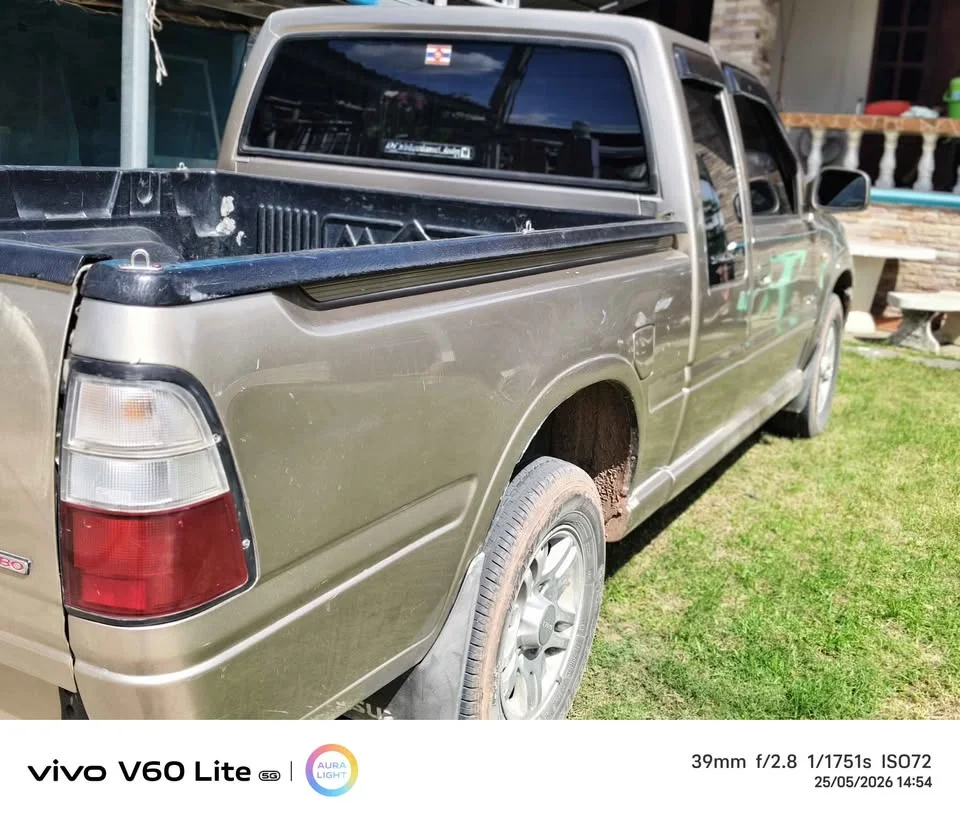 2001 Isuzu Faster Dragon Eyes III 3