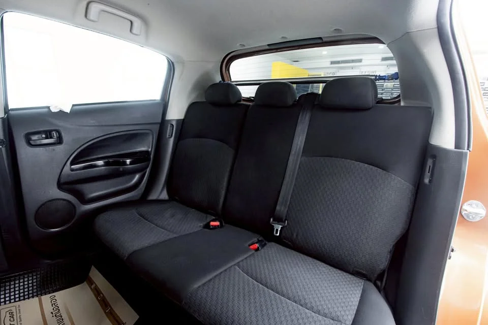 2018 Mitsubishi Mirage VI 3