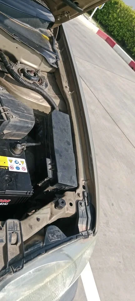 2004 Ford Escape I 3