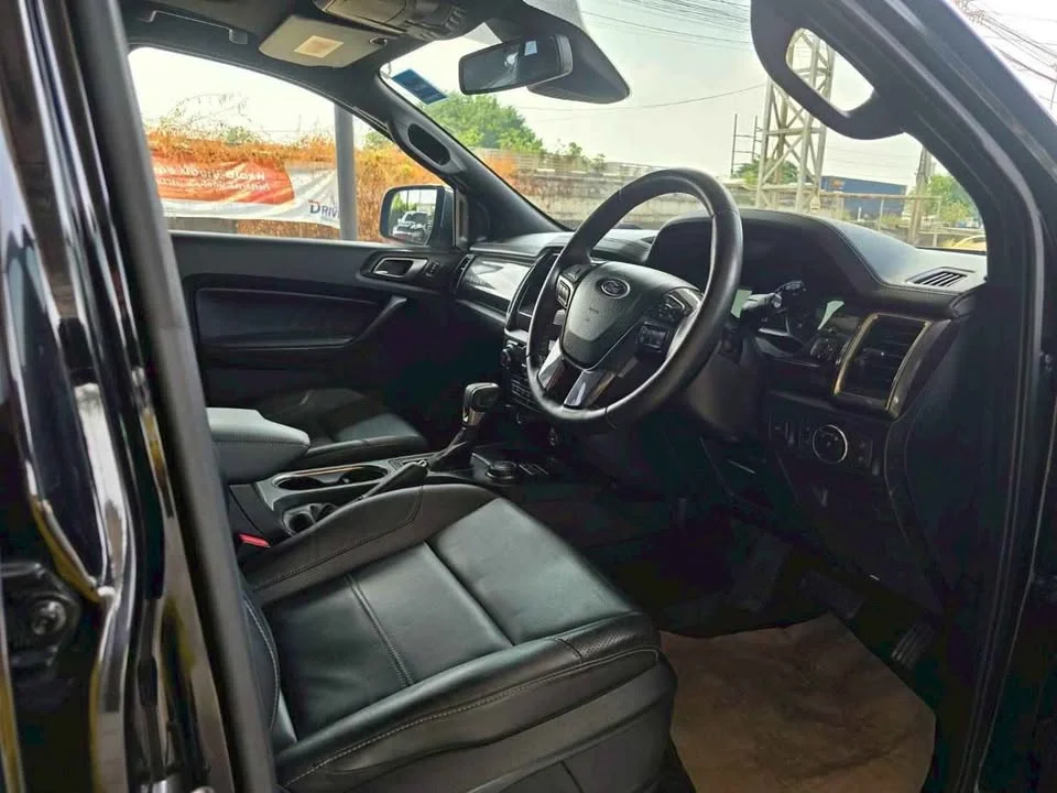 2018 Ford Everest II 2