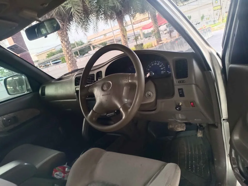 2003 Toyota Hilux Tiger VI 2