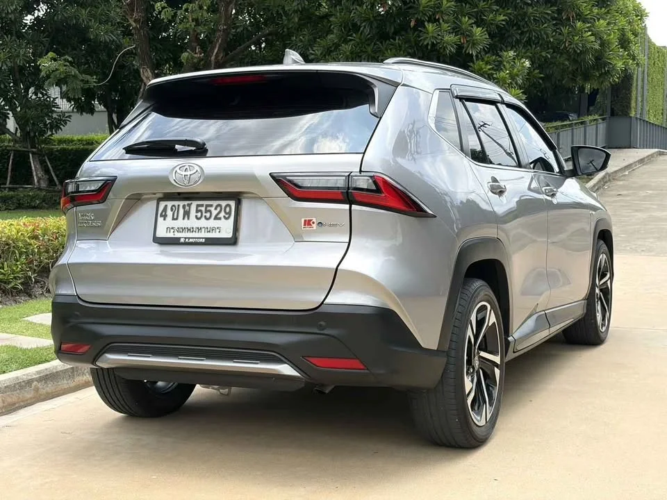 2023 Toyota Yaris Cross AC200 2