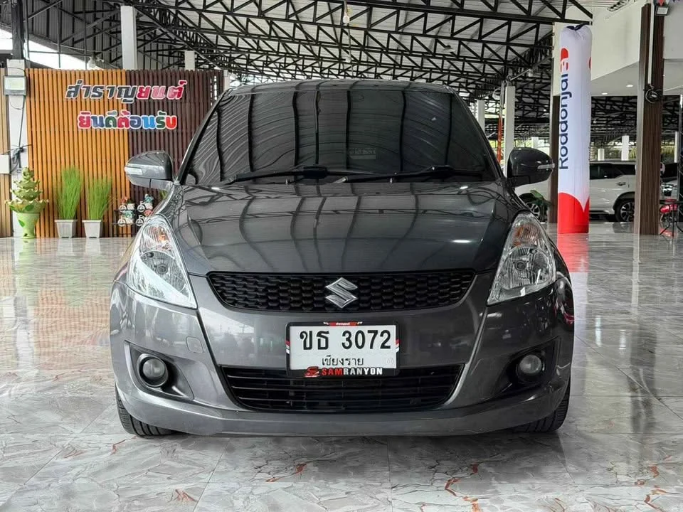 2012 Suzuki Swift II 2