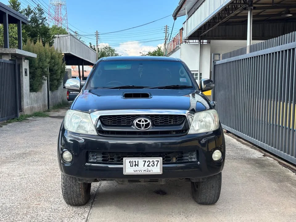 2010 Toyota Hilux VII 2
