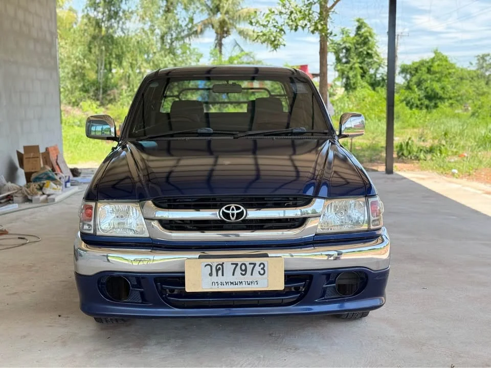 2003 Toyota Hilux Tiger VI 3