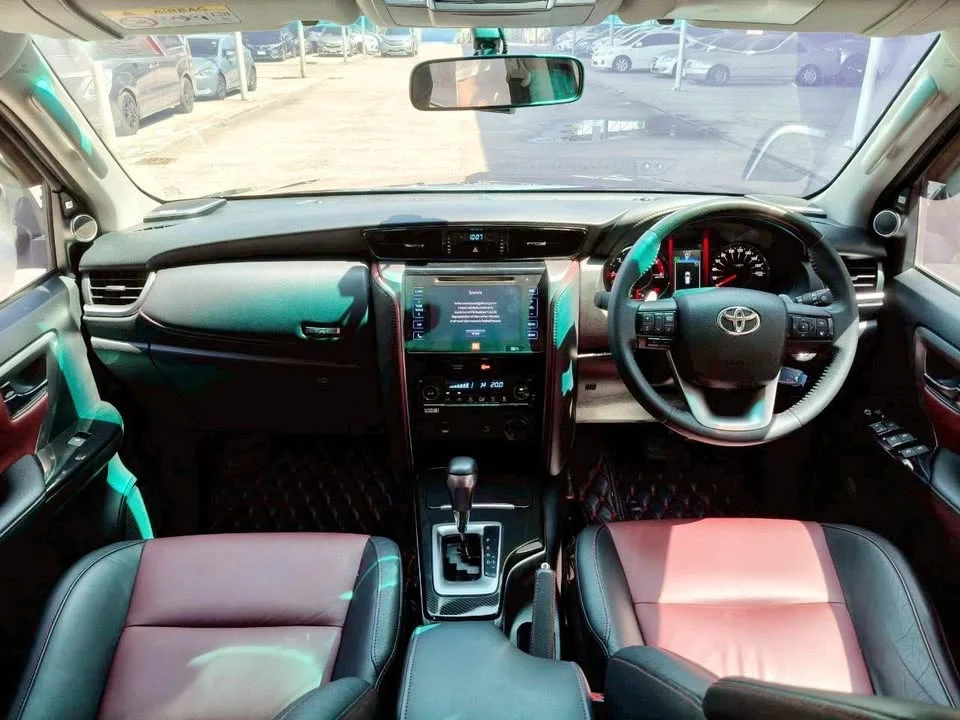 2019 Toyota Fortuner II 2