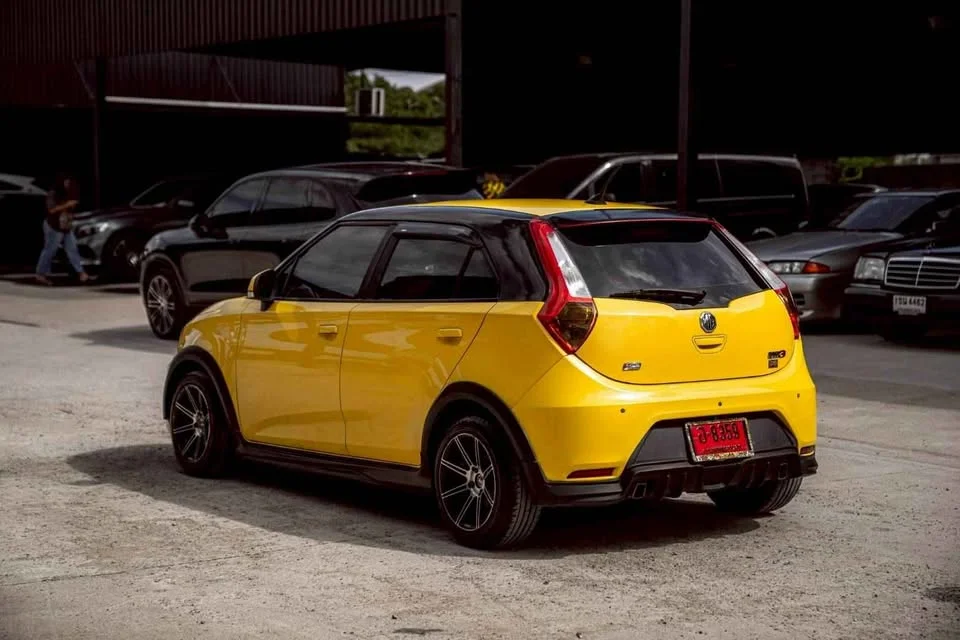 2016 MG 3 II 3