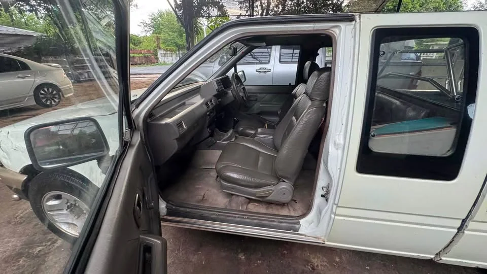 2000 Isuzu Faster Dragon Eyes III 2