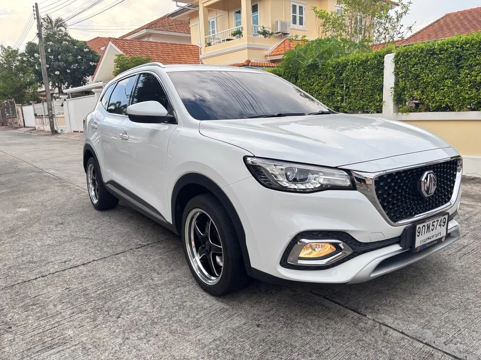 2019 MG HS 2