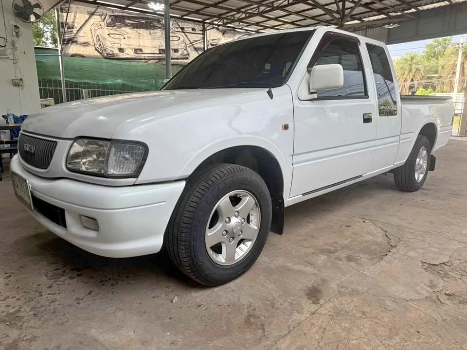 2001 Isuzu Faster Dragon Eyes III 2