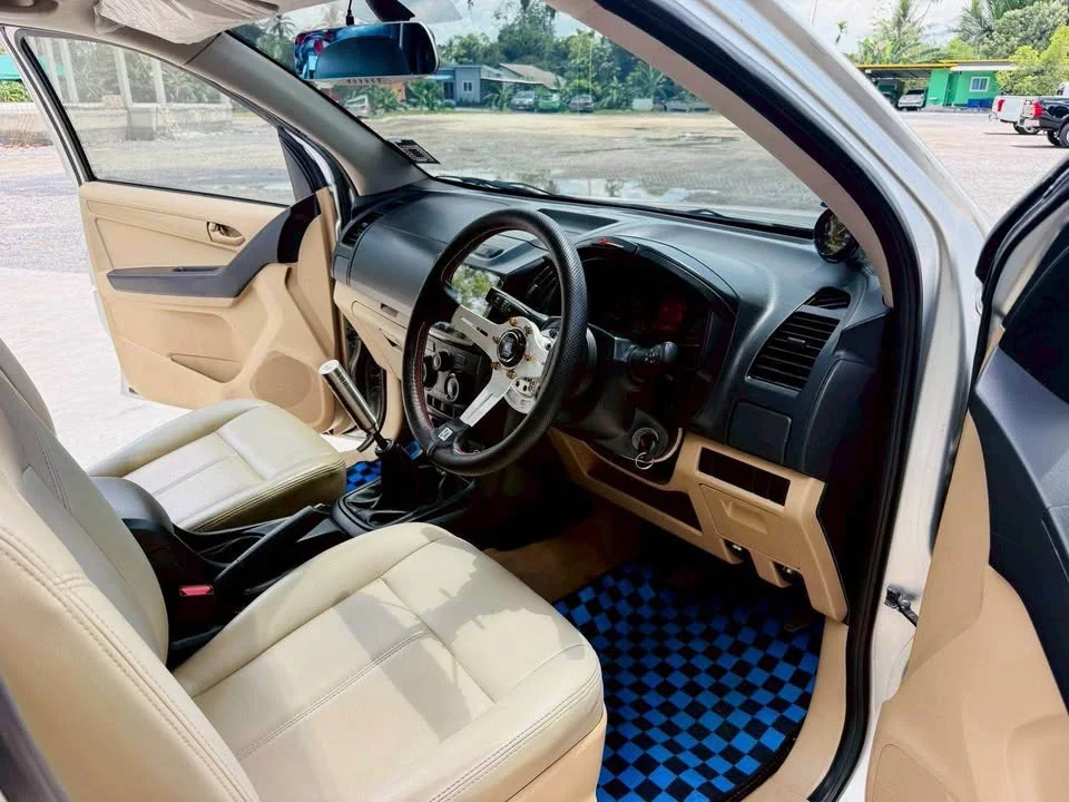 2017 Isuzu D-Max II (RT) 3