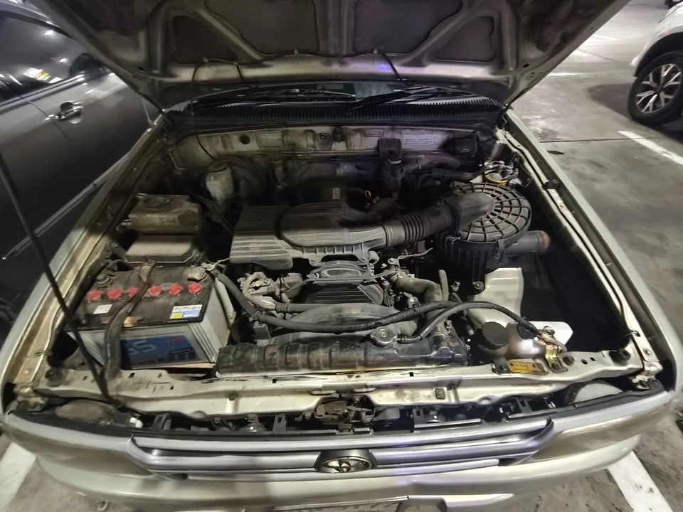 2001 Toyota Hilux Tiger VI 2