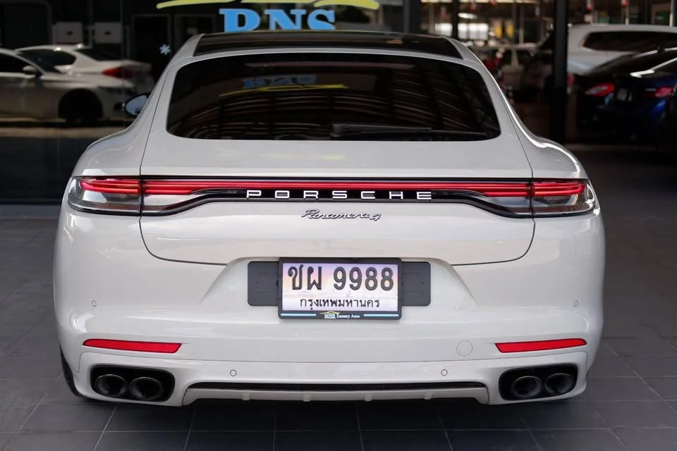 2022 Porsche Panamera II 3