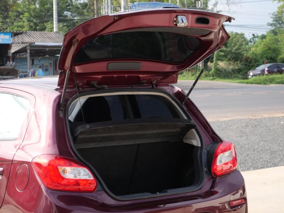 2017 Mitsubishi Mirage VI 3