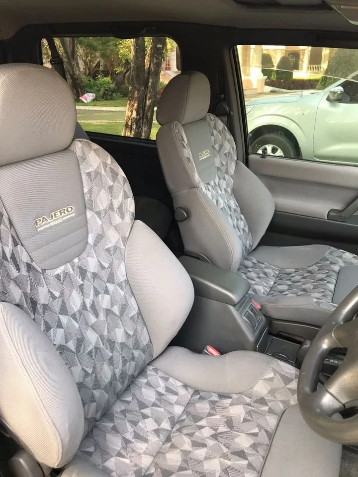 1998 Mitsubishi Pajero II 2