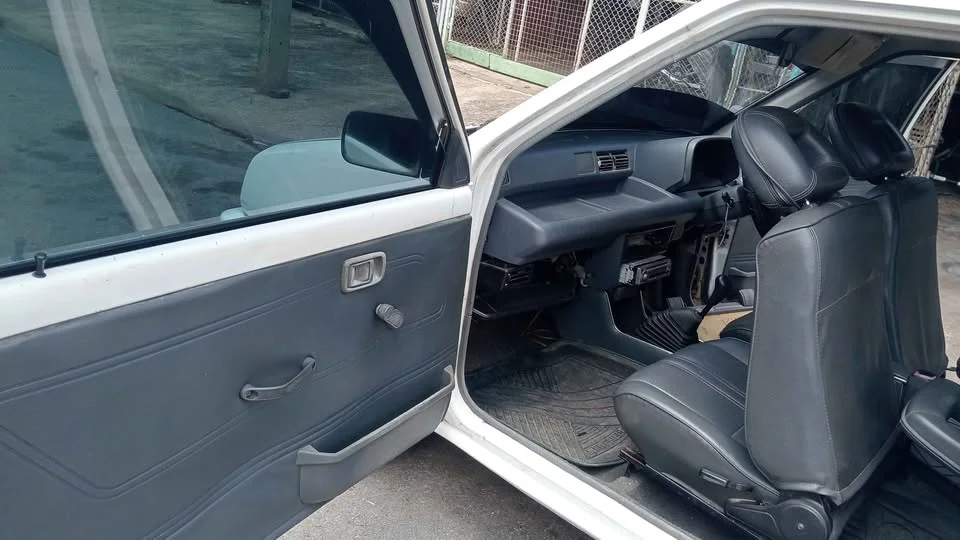1994 Daihatsu Mira L200 3