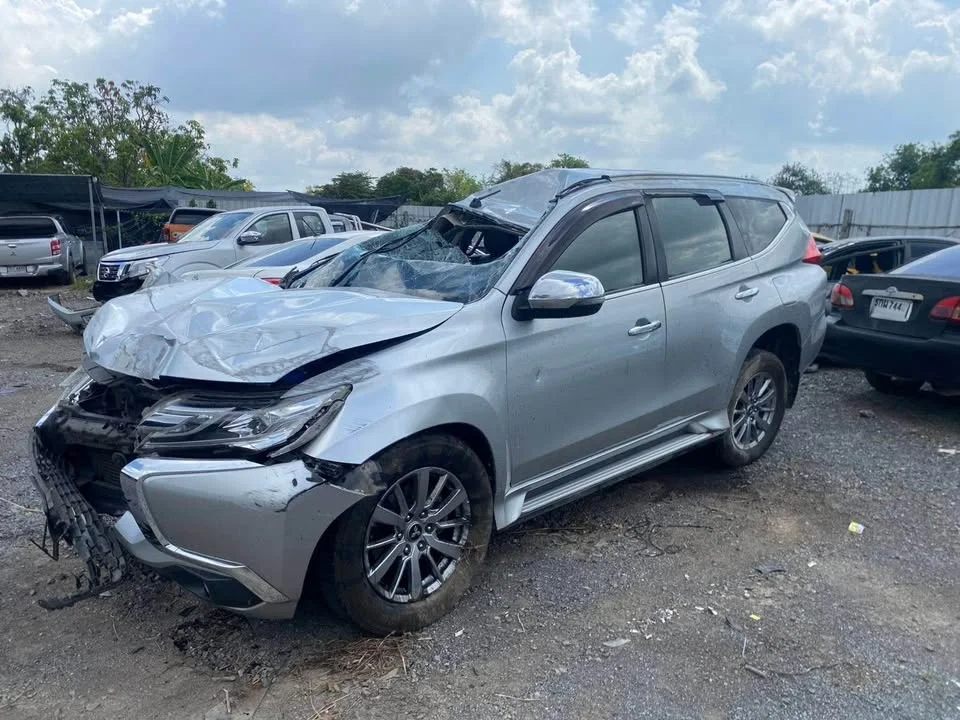 2016 Mitsubishi Pajero Sport III 2