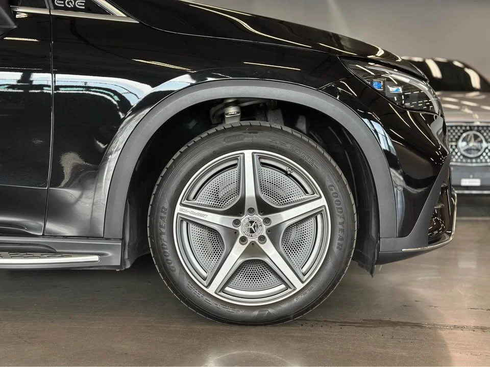 2025 Benz EQE SUV X294 2