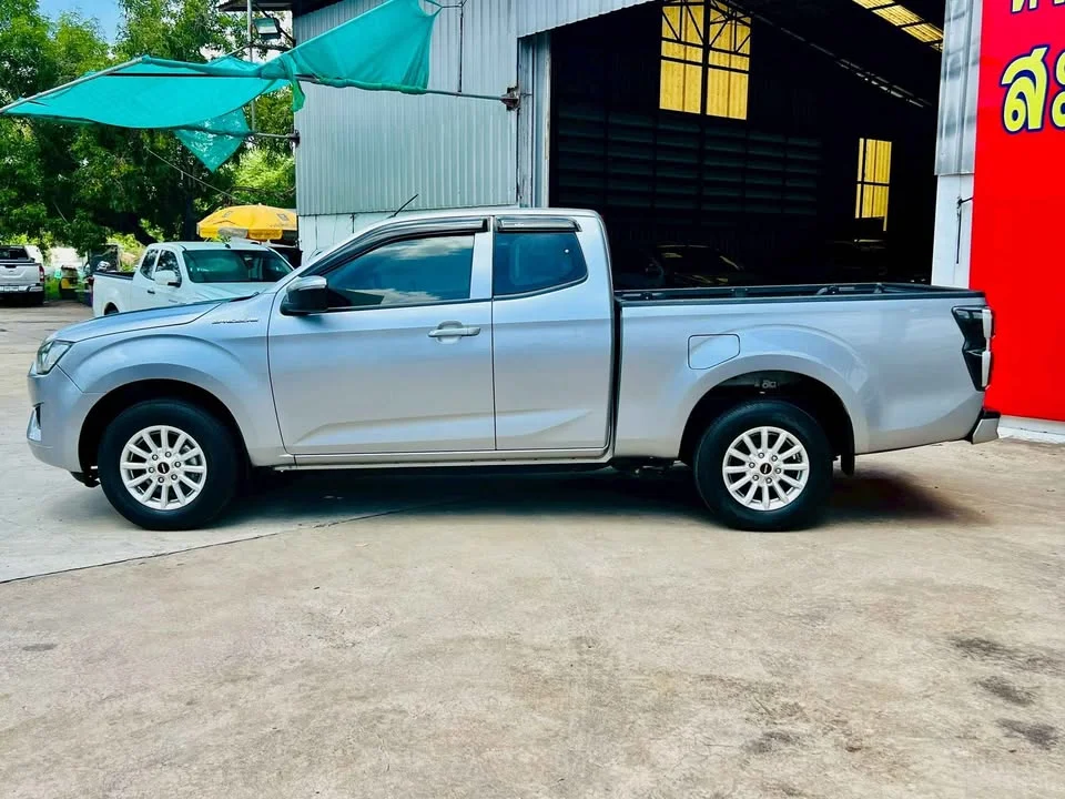 2020 Isuzu D-Max III (RG) 2