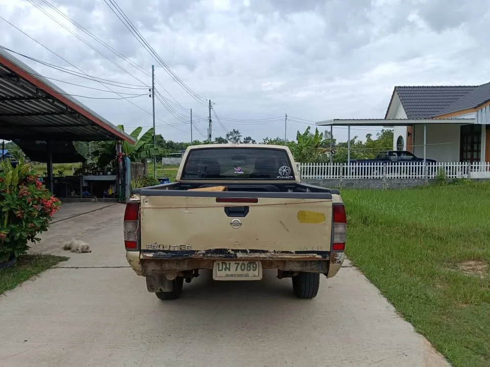 2006 Nissan Frontier I 2