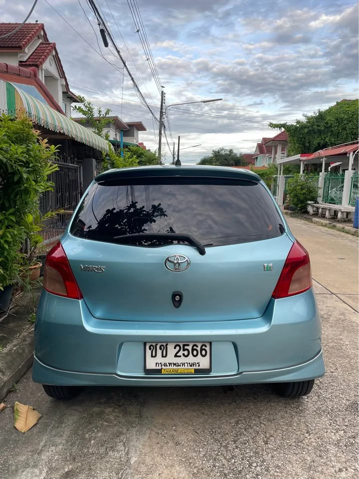 2006 Toyota Yaris II 2